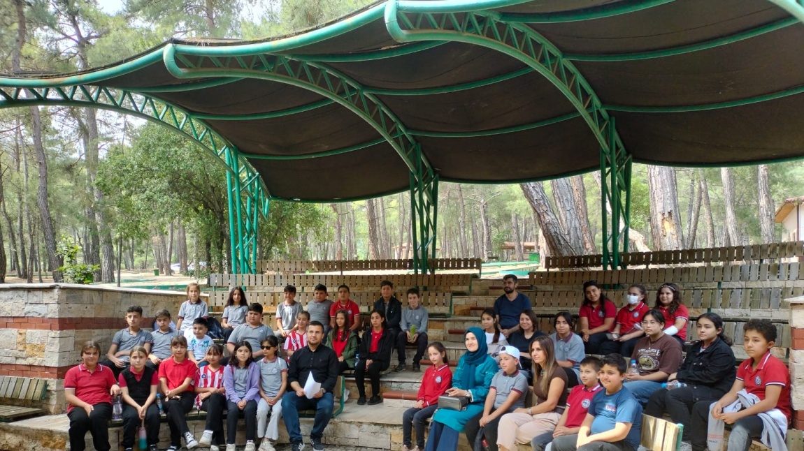 Mayıs Ayı Velilerin Eğitim Sürecine Dahil Edilmesi Doğa Yürüyüşleri ve Ekosistem Gözlemleri Etkinliği
